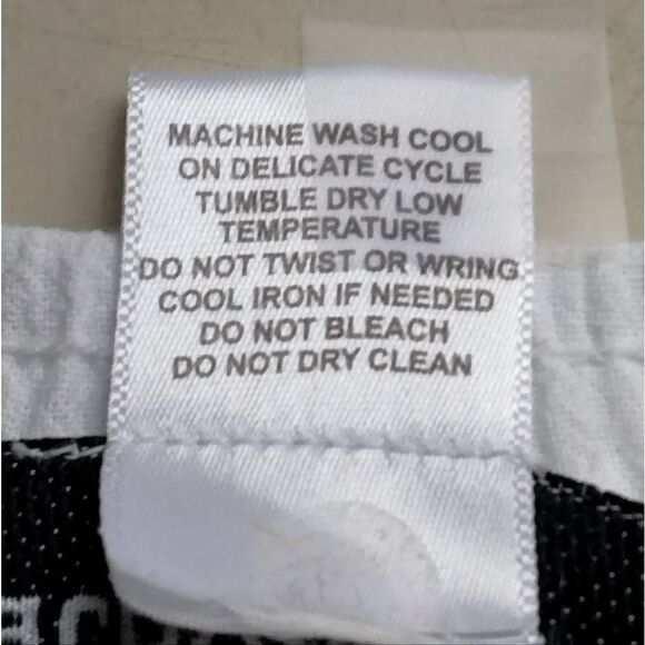 Cathy Daniels woman's Capri's - Picture 6 of 6